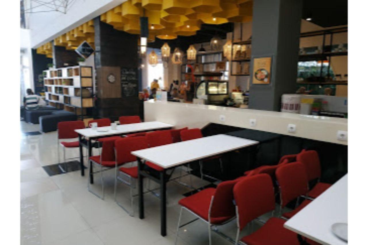 Berry Biz Hotel Seminyak Buitenkant foto