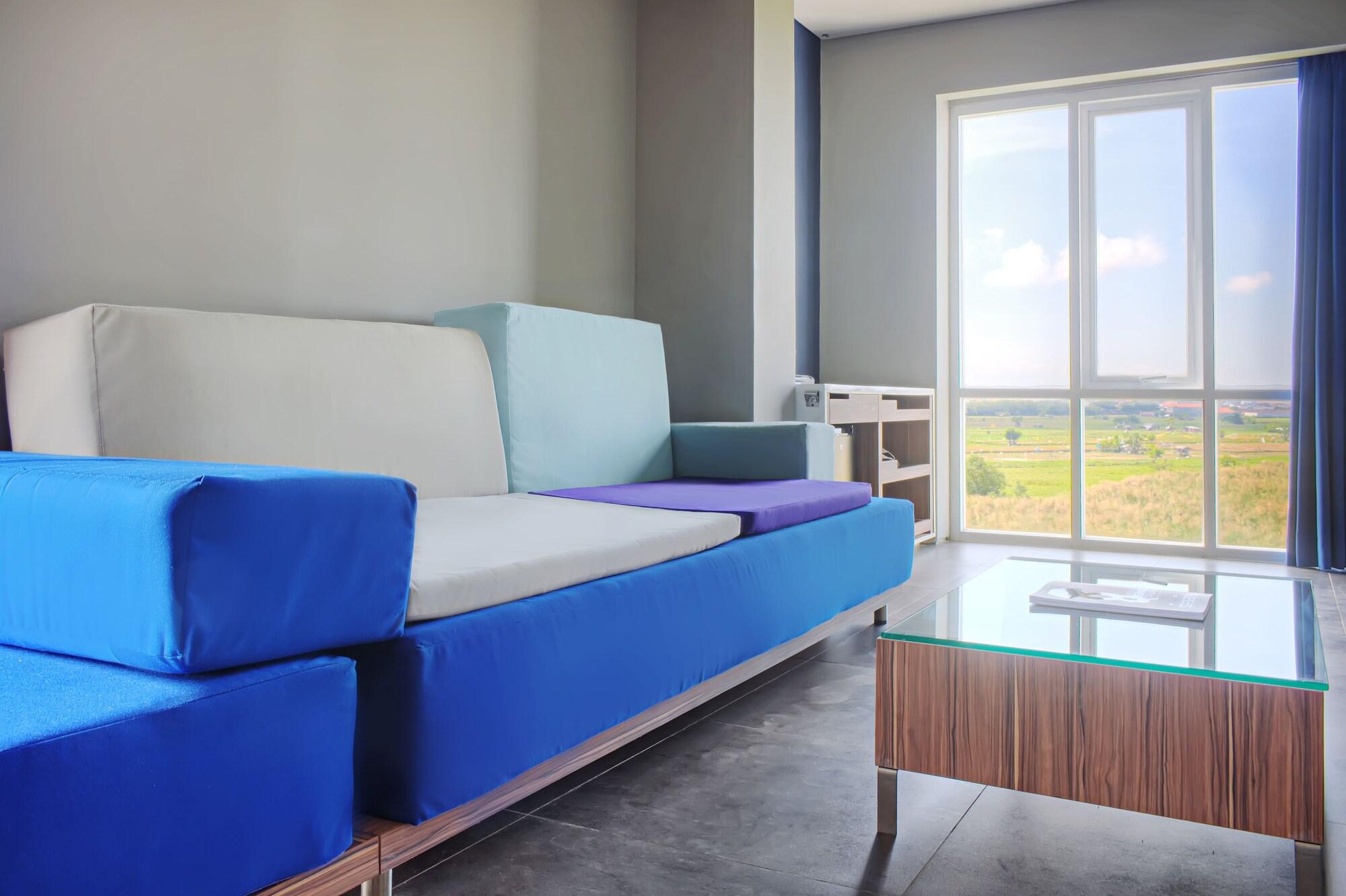 Berry Biz Hotel Seminyak Buitenkant foto